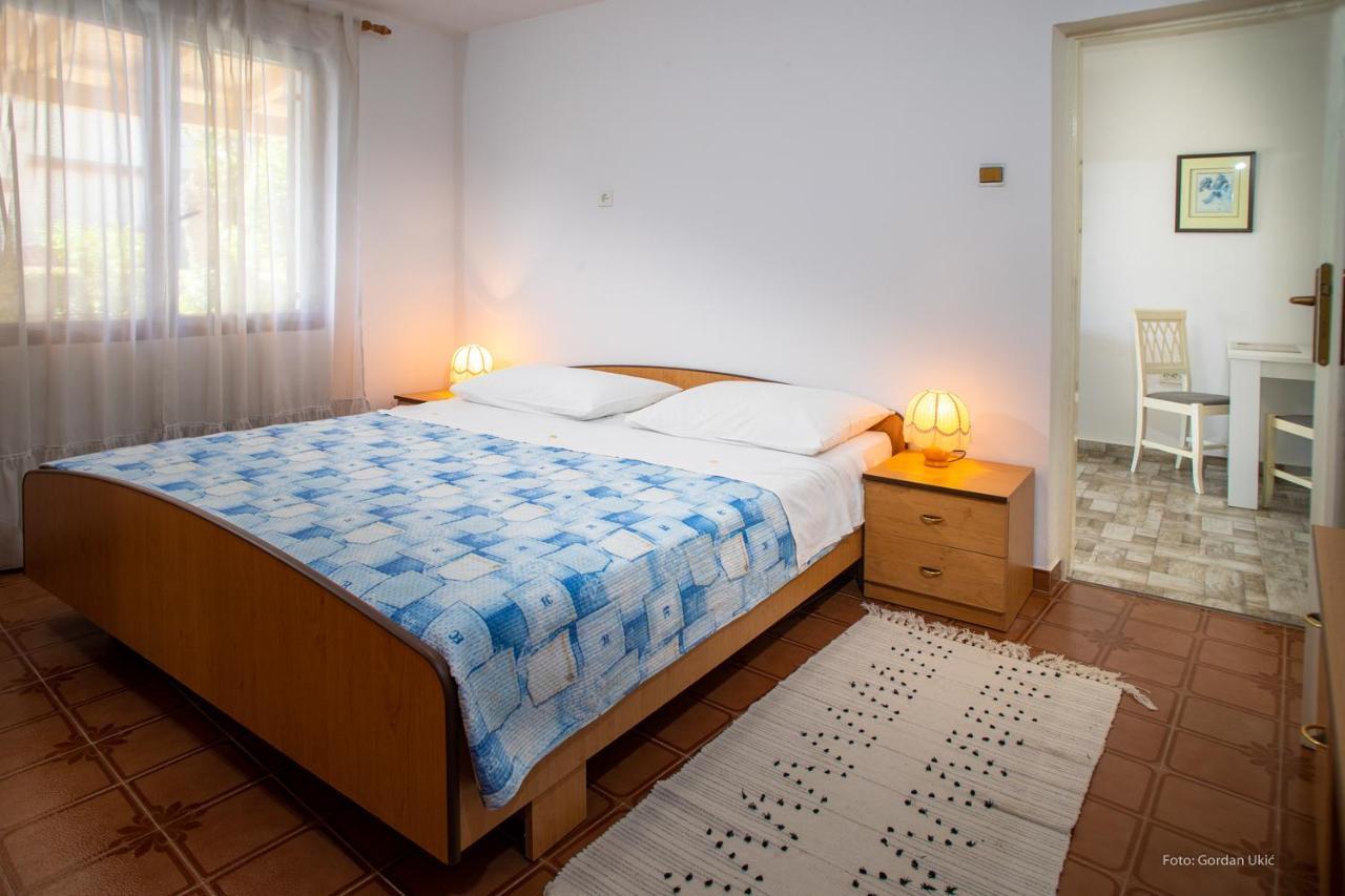 Apartman Luka 罗维尼 外观 照片